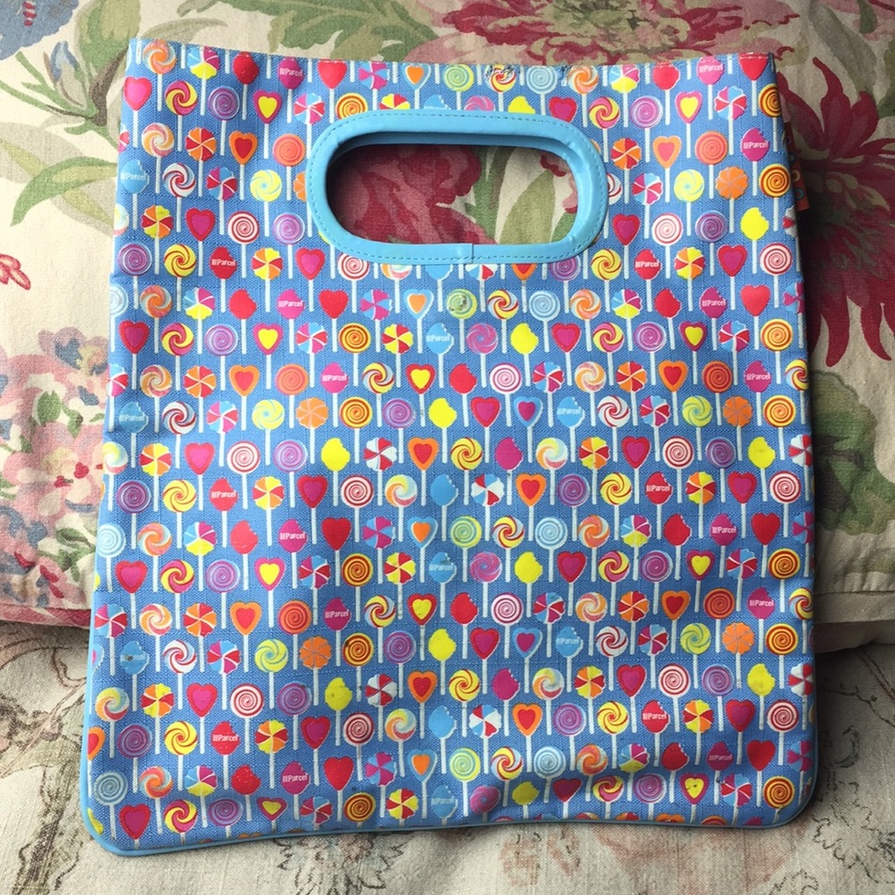 Dylan’s Candy Bar TOTE from NYC STORE vinyl  graph